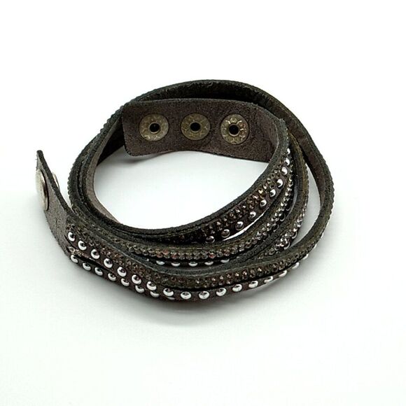 YIK Fung Crystal Studded Leather Wrap Bracelet Signed - Picture 2 of 15